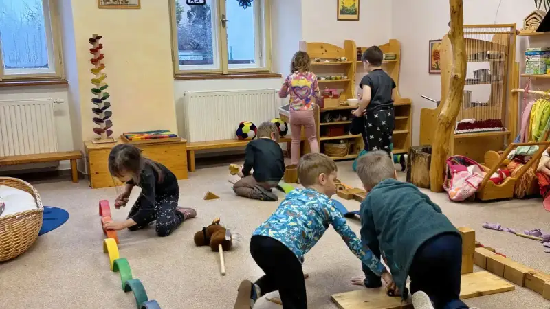 Hra je pro dítě v předškolním věku největším učením.